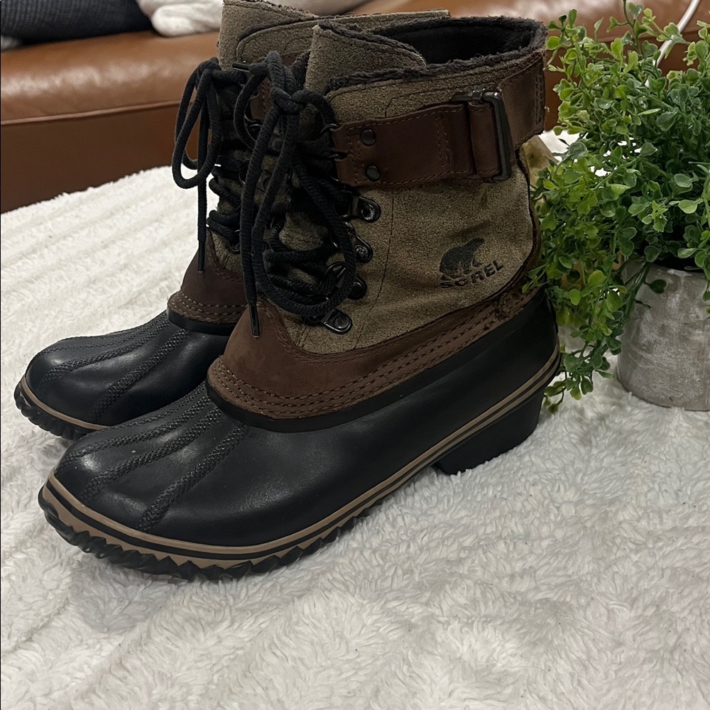 Sorel Vintage Waterproof Duck Boots - Picture 6 of 8
